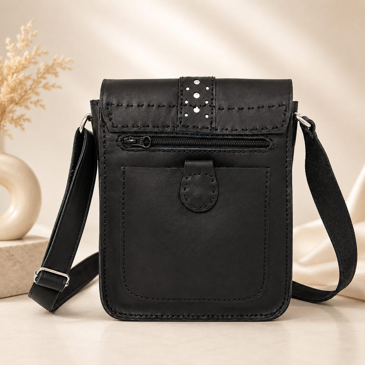 Black Crossbody Bag Punk Style Leather Shoulder Purse for Men & Women